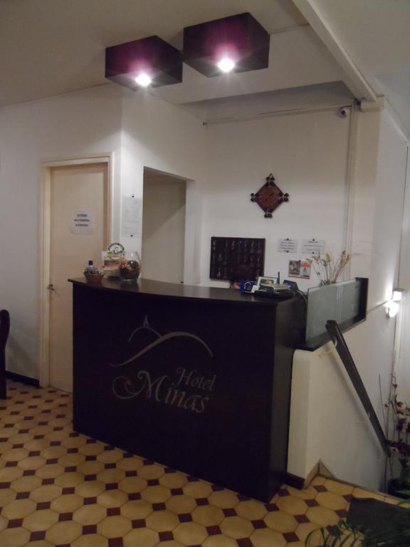 Hotel Minas Buitenkant foto