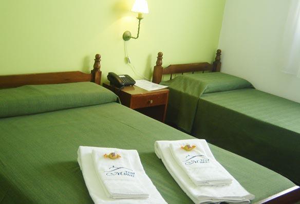 Hotel Minas Buitenkant foto