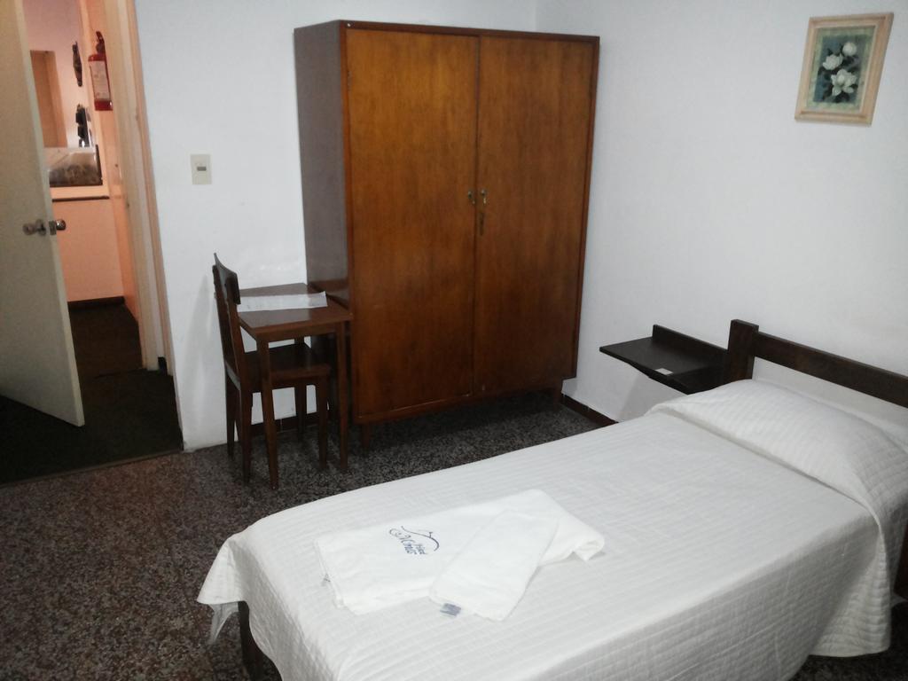Hotel Minas Buitenkant foto